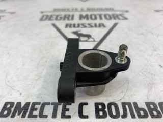 Кронштейн датчика коленвала, ориг. номер 30637803, Volvo V70 2007-2013