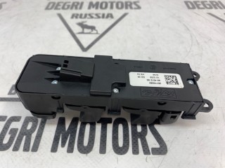 Блок управления стеклоподъёмниками, ориг. номер 30773382, Volvo S80 2006-2010