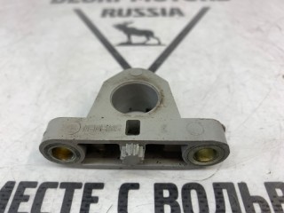 Кронштейн датчика коленвала, ориг. номер 31441271, Volvo V60 2013-2019