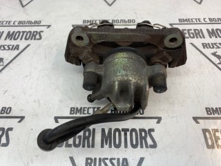 Суппорт тормозной передний правый, ориг. номер 8251317, Volvo S60 2004-2010
