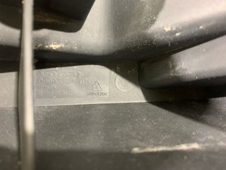 Кронштейн бампера задний правый, ориг. номер 8693389, Volvo S60 2004-2010