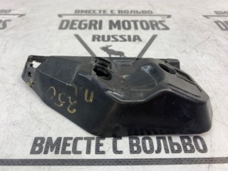 Кронштейн бампера передний левый, ориг. номер 31265394, Volvo V50 2007-2012