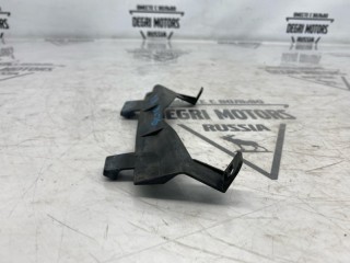 Крепление фары переднее правое, ориг. номер 8620492, Volvo XC70 2000-2004