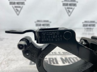 Петля багажника задняя левая, ориг. номер 31218425, Volvo V70 2007-2013