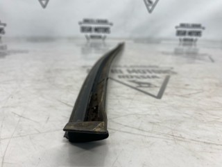 Молдинг стекла задний правый, ориг. номер 39992646, Volvo S60 2004-2010