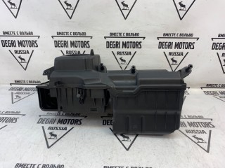 Корпус воздушного фильтра, ориг. номер 30677718, Volvo V70 2007-2013