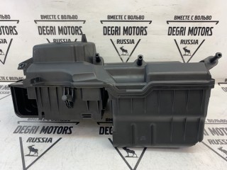 Корпус воздушного фильтра, ориг. номер 30677718, Volvo V70 2007-2013
