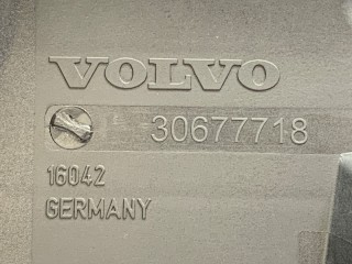Корпус воздушного фильтра, ориг. номер 30677718, Volvo V70 2007-2013