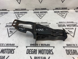 Кронштейн подрамника передний левый, ориг. номер 30760140, Volvo XC60 2008-2013
