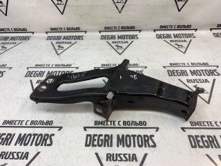 Кронштейн подрамника передний правый, ориг. номер 31329436, Volvo XC60 2008-2013