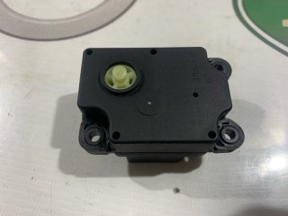 Моторчик заслонки печки, ориг. номер 8623354, Volvo S60 2004-2010