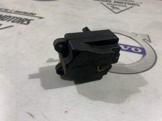 Моторчик заслонки печки, ориг. номер 8623354, Volvo S60 2004-2010