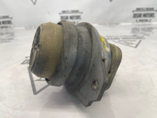 Опора двигателя передняя правая, ориг. номер KKB500311, Land Rover Discovery L319 2004-2009