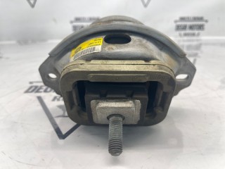 Опора двигателя передняя правая, ориг. номер KKB500311, Land Rover Discovery L319 2004-2009