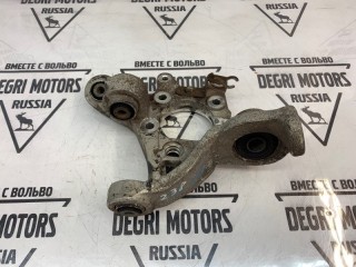 Кулак задний правый, ориг. номер 30666468, Volvo XC70 2000-2004