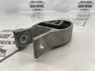 Опора двигателя задняя, ориг. номер 30680705, Volvo S60 2010-2013