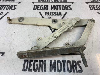 Петля капота передняя правая, ориг. номер LR040747, Land Rover Discovery L319 2004-2009