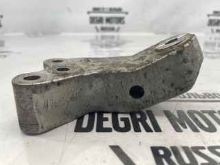 Кронштейн опоры двигателя, ориг. номер 30630605, Volvo V40 2002-2004