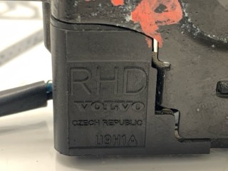 Замок капота передний правый, ориг. номер 31298611, Volvo XC60 2008-2013