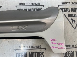 Накладка порога правая, ориг. номер 39821283, Volvo XC60 2008-2013