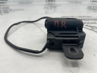 Замок капота передний правый, ориг. номер 31356006, Volvo S60 2010-2013