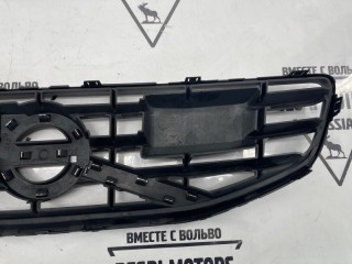 Решетка радиатора, ориг. номер 31323100, Volvo S80 2006-2010