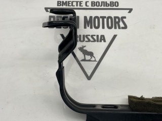Кронштейн радиатора, ориг. номер 30723204, Volvo S40 2007-2012