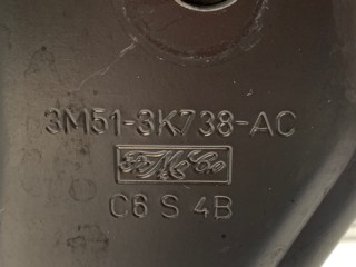 Кронштейн бачка ГУР, ориг. номер 30680351, Volvo S40 2007-2012