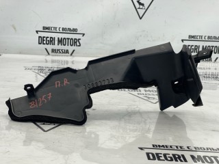 Воздуховод радиатора передний правый Volvo V40 2002-2004, АКПП, 30883733