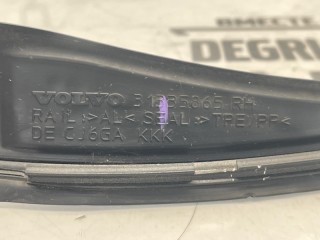 Молдинг лобового стекла, ориг. номер 31335864, Volvo S60 2004-2010