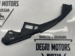 Кронштейн бампера передний левый, ориг. номер 30744956, Volvo V50 2007-2012