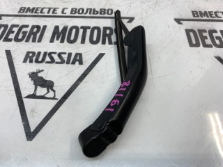 Поводок стеклоочистителя передний правый, ориг. номер 9484440, Volvo V70 2000-2004