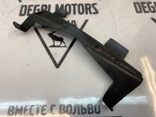 Крепление фары переднее правое, ориг. номер 8620492, Volvo V70 2000-2004