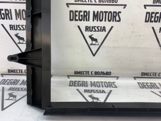Дефлектор радиатора, ориг. номер 30730522, Volvo V70 2004-2007