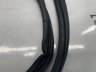 Уплотнитель багажника задний, ориг. номер 9170357, Volvo S60 2004-2010