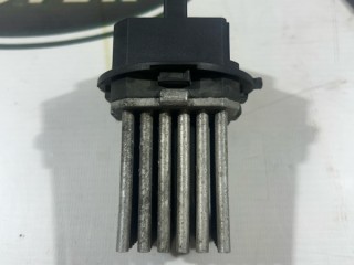 Сопротивление вентилятора отопителя, ориг. номер 30767040, Volvo S80 2006-2010