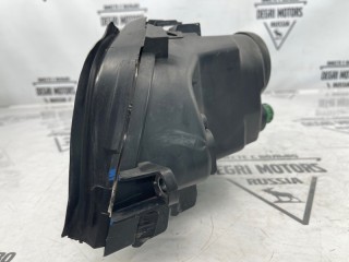 Фара правая, ориг. номер 30698848, Volvo V70 2004-2007