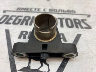 Кронштейн датчика коленвала, ориг. номер 30637803, Volvo S60 2004-2010