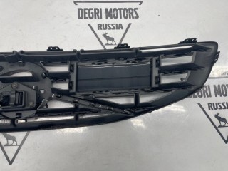 Решетка радиатора, ориг. номер 31383750, Volvo V60 2013-2019