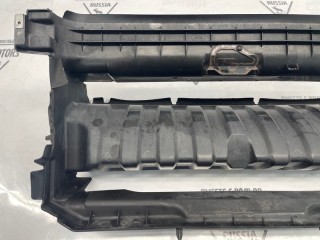 Воздухозаборник, ориг. номер DXJ500082, Land Rover Discovery L319 2004-2009