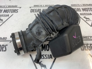 Патрубок воздушный, ориг. номер 30636828, Volvo V70 2004-2007