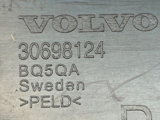 Брызговик задний правый, ориг. номер 30698124, Volvo XC90 2006-2014