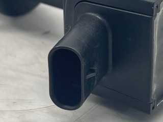 Катушка зажигания, ориг. номер LR010687, Land Rover Range Rover 2009-2012