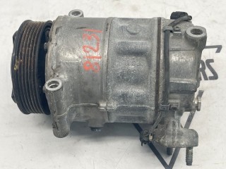 Компрессор кондиционера, ориг. номер LR010723, Land Rover Range Rover 2009-2012