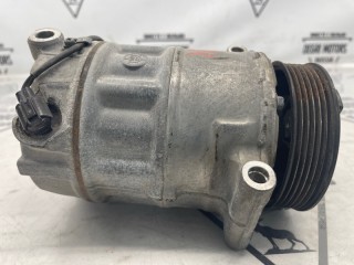 Компрессор кондиционера, ориг. номер LR010723, Land Rover Range Rover 2009-2012