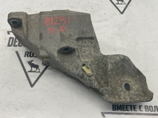 Кронштейн передний правый, ориг. номер LR011727, Land Rover Range Rover 2009-2012