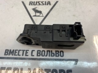 Замок лючка бензобака, ориг. номер 30716226, Volvo S40 2003-2007