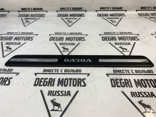 Накладка порога передняя правая, ориг. номер 31349213, Volvo XC60 2013-2017