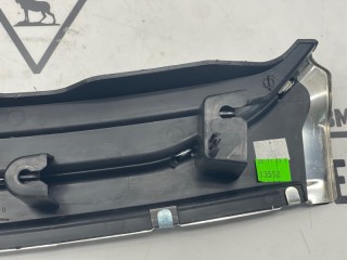Накладка замка багажника, ориг. номер 31307723, Volvo XC60 2013-2017