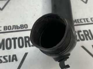 Патрубок интеркулера, ориг. номер 8638967, Volvo XC90 2002-2006